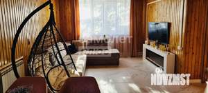 Дом 350м&sup2;, 2-этажный, участок 9 сот.  