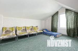 Дом 245м², 3-этажный, участок 14 сот.  