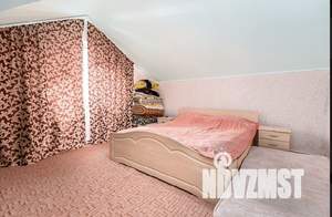 Дом 245м², 3-этажный, участок 14 сот.  