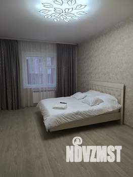1-к квартира, посуточно, 43м2, 3/16 этаж