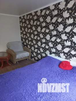 1-к квартира, посуточно, 30м2, 3/8 этаж
