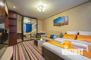 1-к квартира, посуточно, 49м2, 2/10 этаж