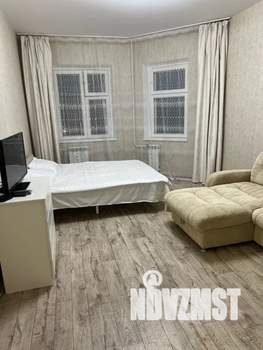 1-к квартира, посуточно, 39м2, 7/9 этаж