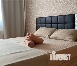 1-к квартира, посуточно, 40м2, 6/16 этаж