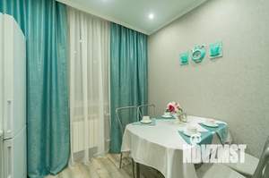 2-к квартира, посуточно, 62м2, 9/16 этаж