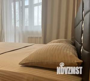 1-к квартира, посуточно, 40м2, 6/16 этаж