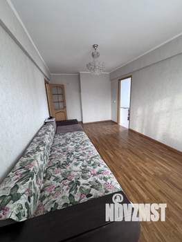4-к квартира, вторичка, 59м2, 5/5 этаж