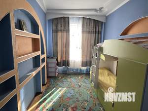 4-к квартира, вторичка, 104м2, 3/7 этаж
