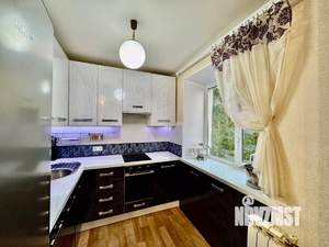4-к квартира, вторичка, 63м2, 3/5 этаж