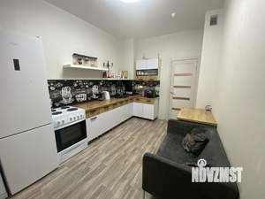 2-к квартира, вторичка, 63м2, 9/9 этаж