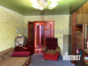 4-к квартира, вторичка, 61м2, 5/5 этаж